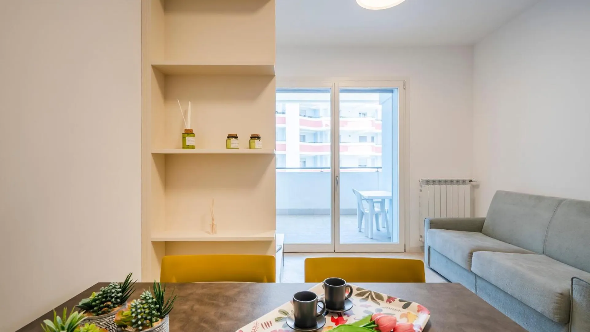 Suite Modern Tulipan Autentica Home Sharing Milan